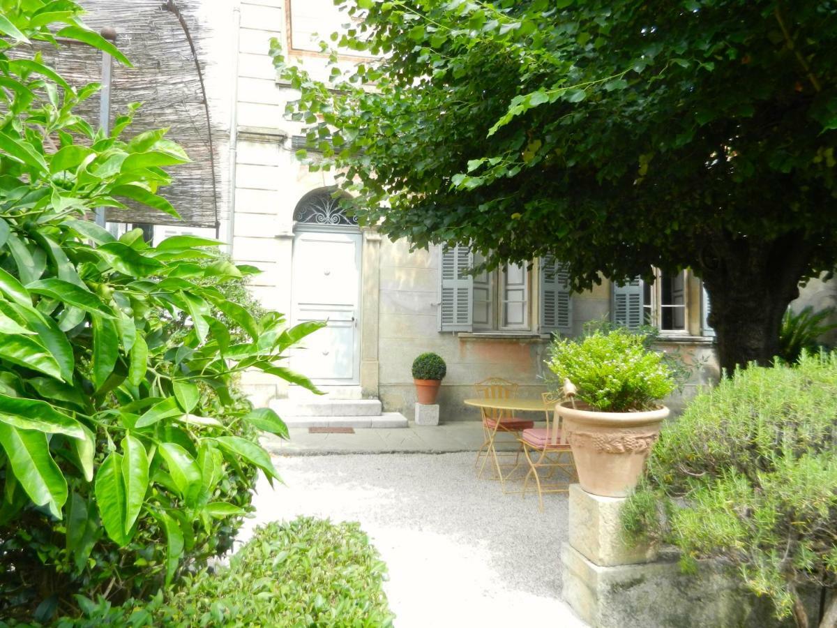 Les Passiflores Grasse Bagian luar foto
